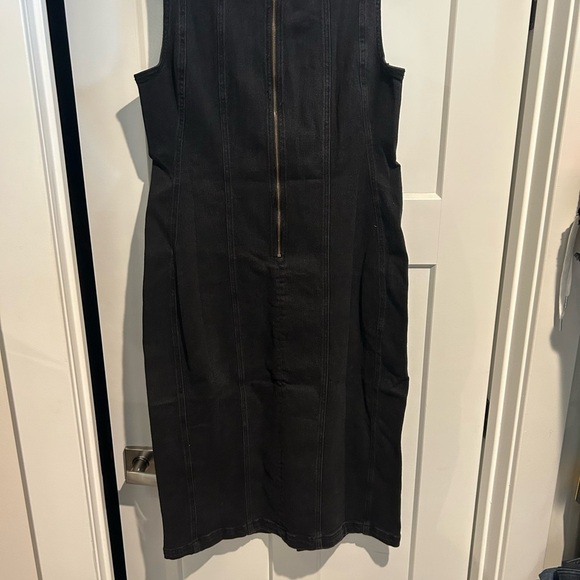 NWT Sofia V Black Sleeveless Jeans dress Size 10 - Picture 7 of 7